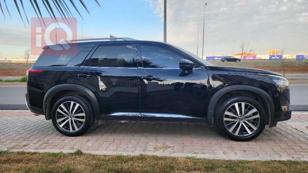 نيسان باثفايندر